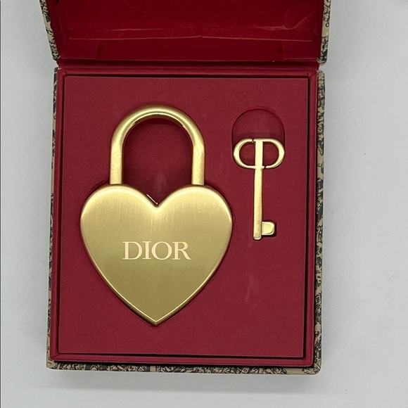 Dior Gold Heart Padlock and Key Set - Picture 7 of 10